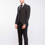 Traje "Black Legacy"