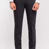 Traje con cuello mao "Silent Refinement"