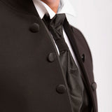 Traje con cuello mao "Black Enigma"