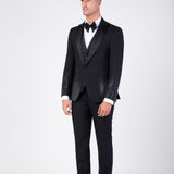 Traje negro total "Obsidian Spark"